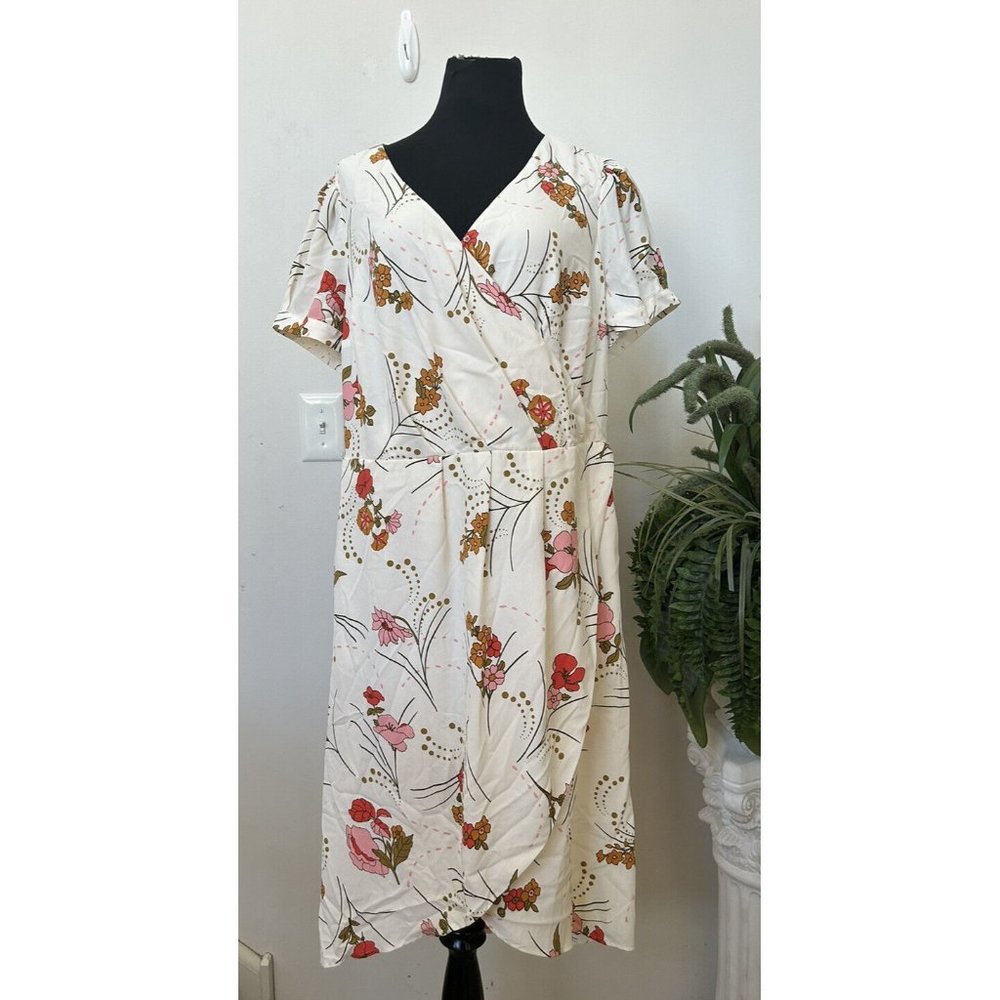 Modcloth Women’s Fit‎ & Flare Side Wrap Dress Ivory Floral Size 1X